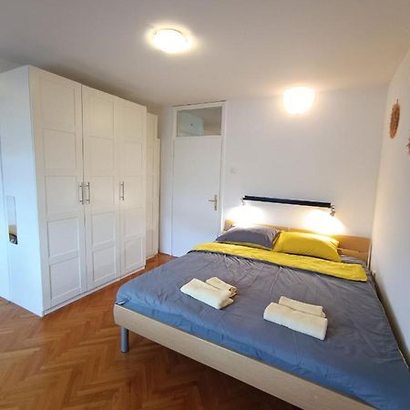Astralis Factory Apartments- La Boum Zagreb Extérieur photo